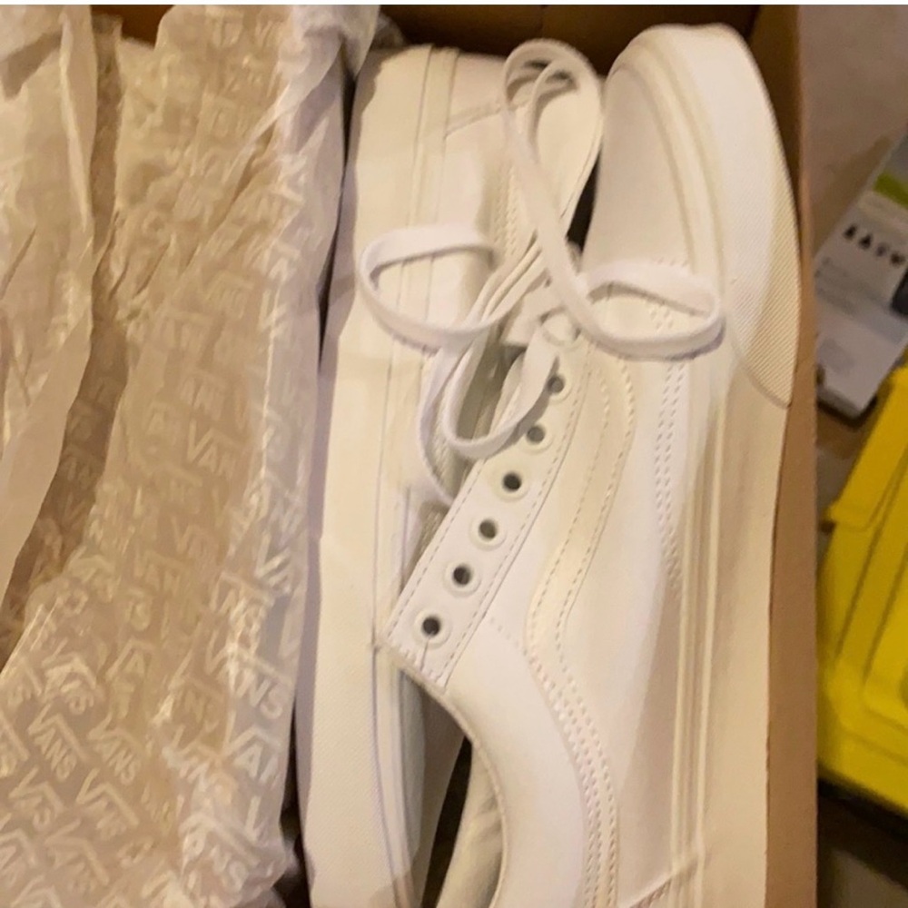 Vans Old Skool True White Sneakers